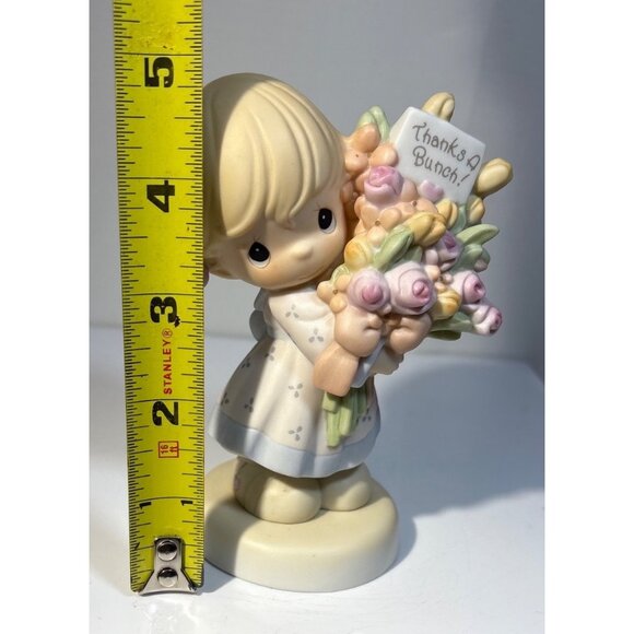 Precious Moments Thanks A Bunch 2000 Symbol Of Membership Figurine Enesco 5" - Picture 7 of 7